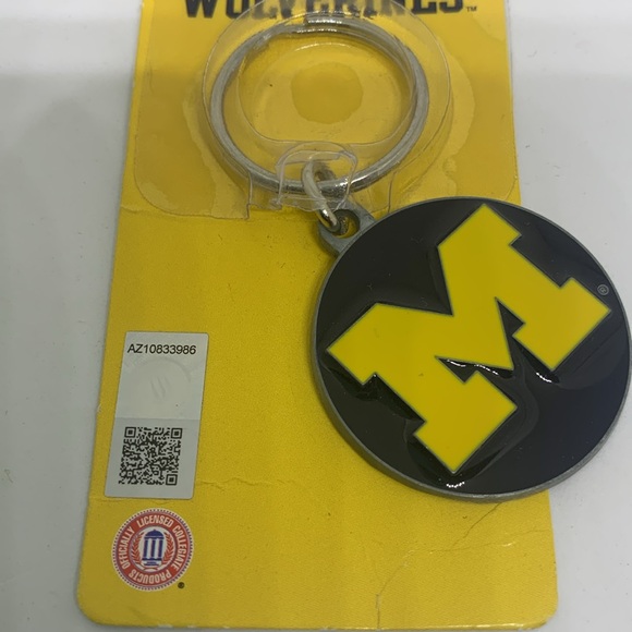 University of Michigan Keychain - Picture 3 of 3